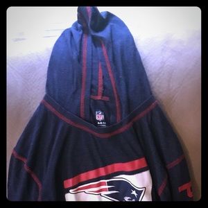 Girls NE Patriots pull over hoodie sz 14